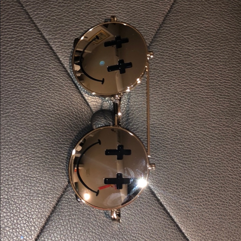 BRAND NEW ** SUNGLASSES